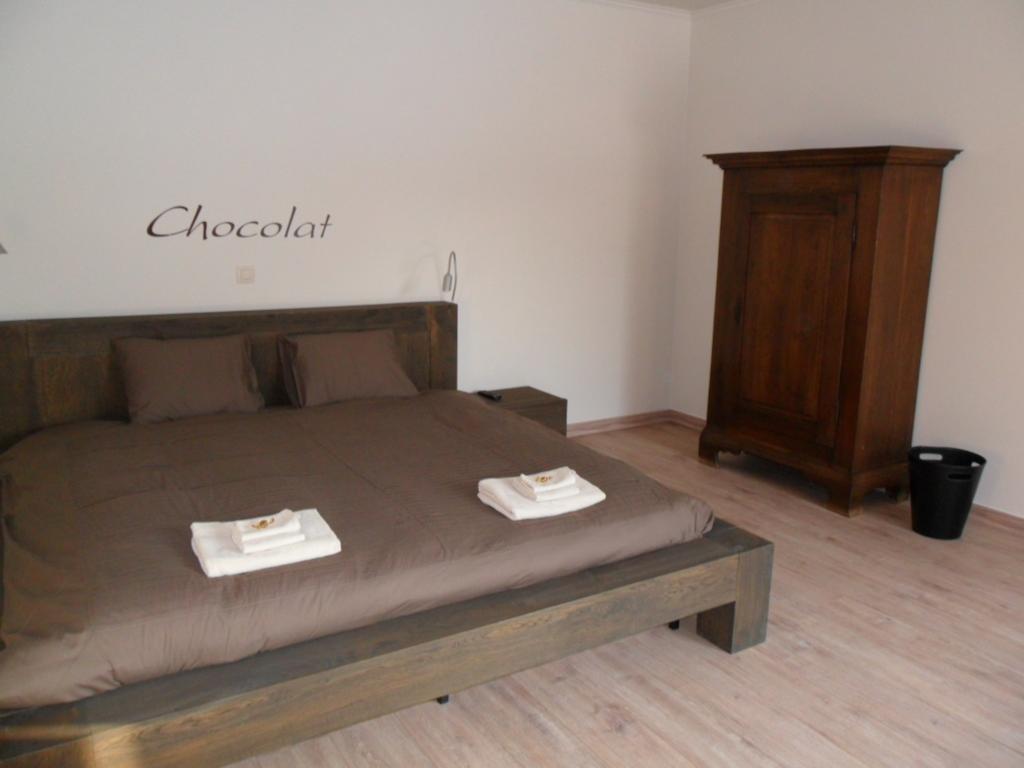 טורנהוט B&B Caramel חדר תמונה